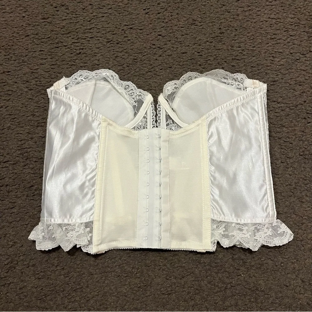 Vintage 80’s Victoria’s Secret Lace Strapless Corset Top